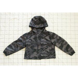 Old Navy Cropped Windbreaker in Black & Gray Camouflauge